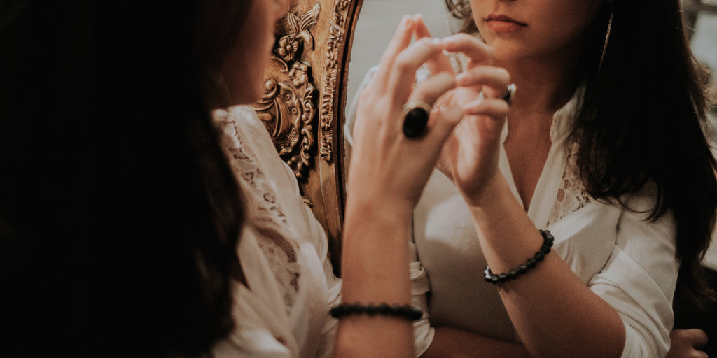 5 Must-Try Masturbation Positions for Vulva Pleasure