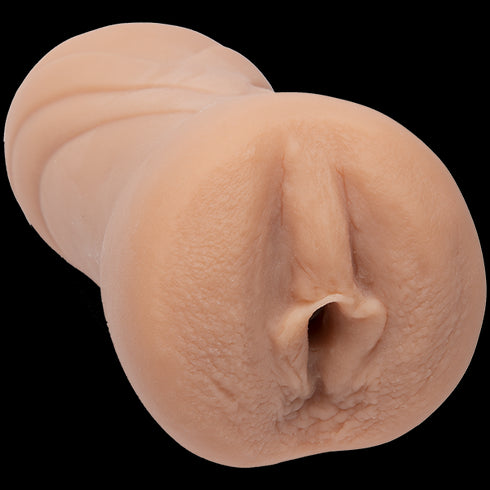 Signature Strokers Ariana Marie Pocket Pussy