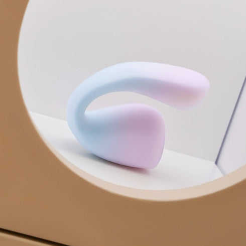 Osuga C-Tail G-Spot Rotating Vibrator