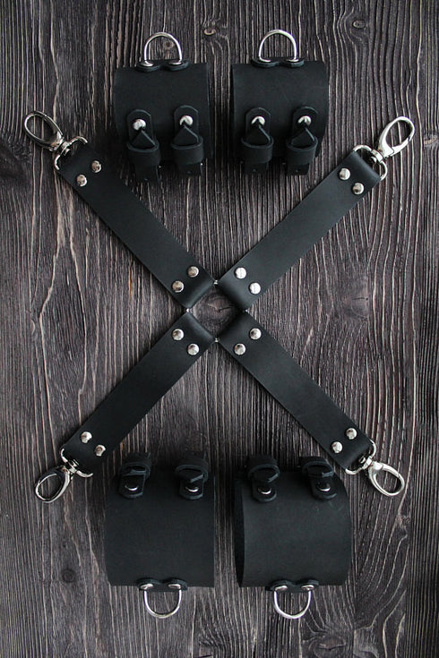 YOUR HIGHNESS Hogtie Cuff Set